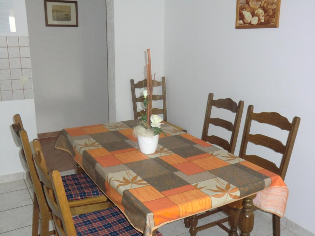 Ferien Haus Evita Auf Insel Vir - Wohnung I 外观 照片